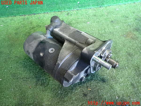 2UPJ-9240706010]ハイエースバン200系(KDH206V)セルモーター 中古_2