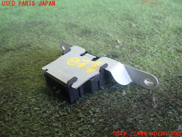 2UPJ-9240706307]ハイエースバン200系(KDH206V)スイッチ2 中古_2