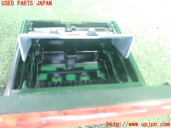 2UPJ-9240707821]ハイエースバン200系(KDH206V)灰皿1 中古_3