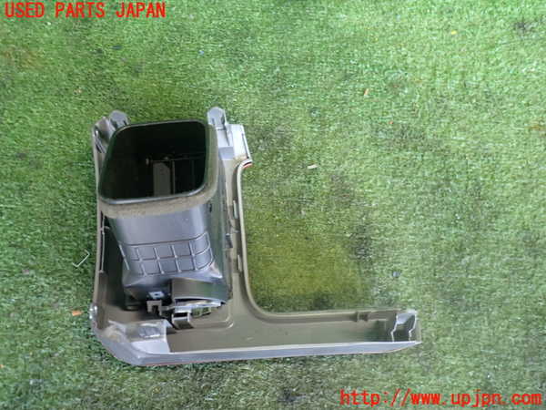 2UPJ-9240707527]ハイエースバン200系(KDH206V)エアコン吹き出し口2(右) 中古_2