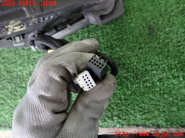 2UPJ-9240711212]クライスラー・300(LX36)左ドアミラー 中古_4
