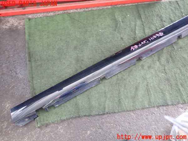 2UPJ-9240711390]クライスラー・300(LX36)右サイドステップ 中古_3