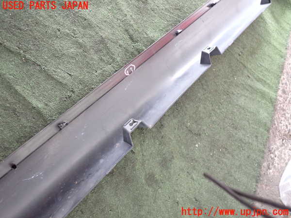 2UPJ-9240711390]クライスラー・300(LX36)右サイドステップ 中古_5