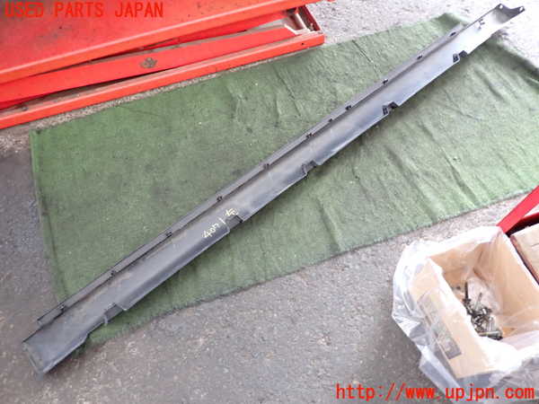 2UPJ-9240711392]クライスラー・300(LX36)左サイドステップ 中古_4