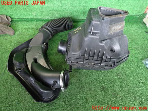 2UPJ-9240712560]クライスラー・300(LX36)エアクリーナーボックス 中古_3