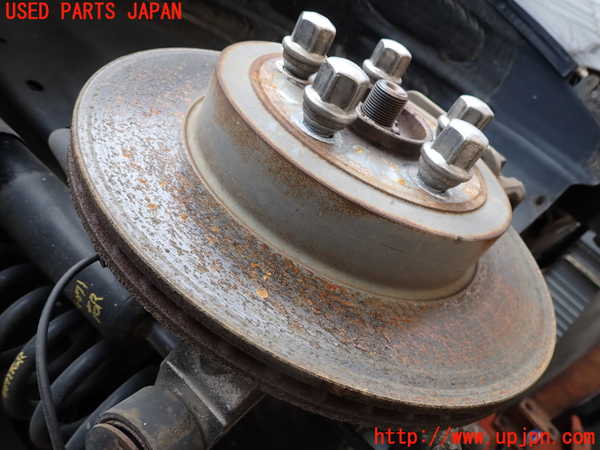 2UPJ-9240714300]クライスラー・300(LX36)右リアナックルハブ 中古_2