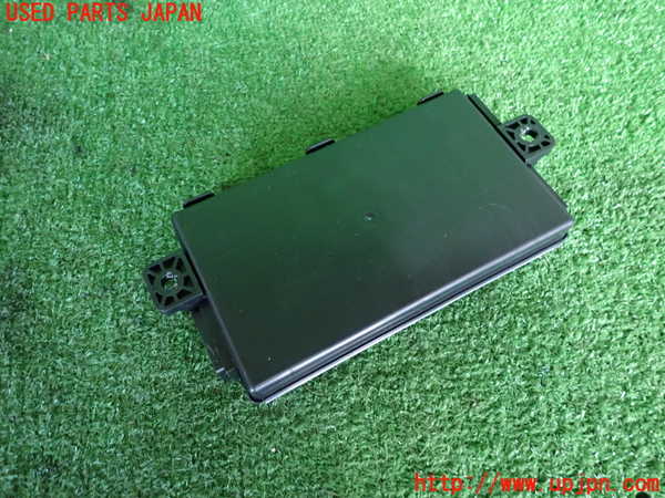 2UPJ-9240716149]クライスラー・300(LX36)コンピューター4 中古_2