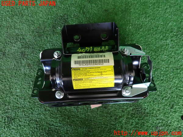 2UPJ-9240717870]クライスラー・300(LX36)助手席側エアバッグカバー 中古_2