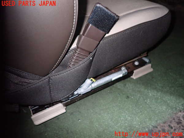 2UPJ-9240717065]クライスラー・300(LX36)助手席シート 中古_4