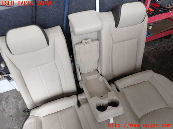 2UPJ-9240717385]クライスラー・300(LX36)リアシート 中古_2