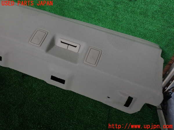2UPJ-9240717761]クライスラー・300(LX36)トノカバー1 中古_3