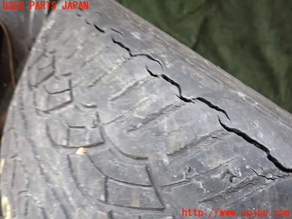 2UPJ-9240719054]クライスラー・300(LX36)タイヤ　ホイール　1本④ 245/45R20 中古_3