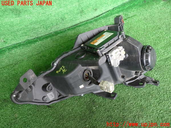 2UPJ-9240721132]８６(BRZ)(ZN6)左ヘッドライト HID 中古_2