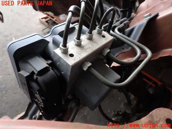 2UPJ-9240724040]８６(BRZ)(ZN6)ABSアクチュエーター 中古_2