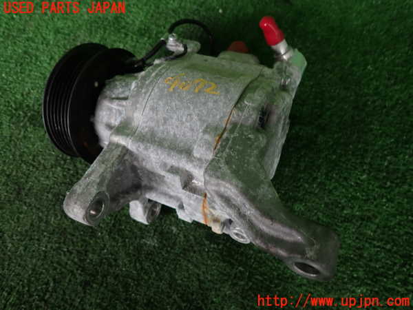 2UPJ-9240726025]８６(BRZ)(ZN6)エアコンコンプレッサー 中古_2