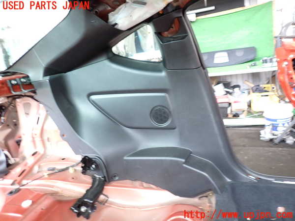 2UPJ-9240727680]８６(BRZ)(ZN6)左リアピラートリム 中古_3