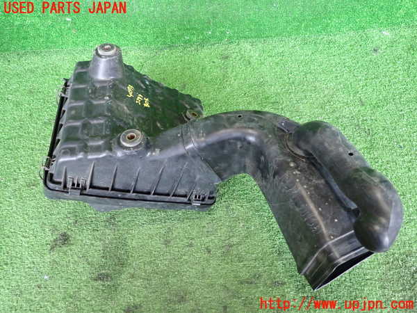 2UPJ-9240732560]デボネア(S22A)エアクリーナーボックス 中古_3