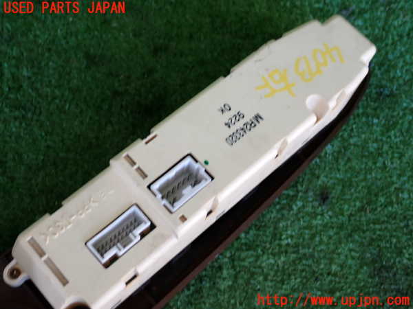 2UPJ-9240736240]デボネア(S22A)右前パワーウィンドウスイッチ 中古_4