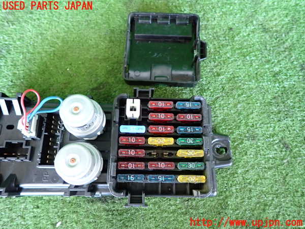 2UPJ-9240736742]デボネア(S22A)ヒューズボックス2 中古_3