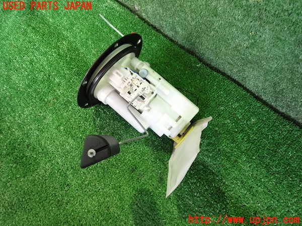 2UPJ-9240742510]レジェンド(KB2)燃料ポンプ 中古_2