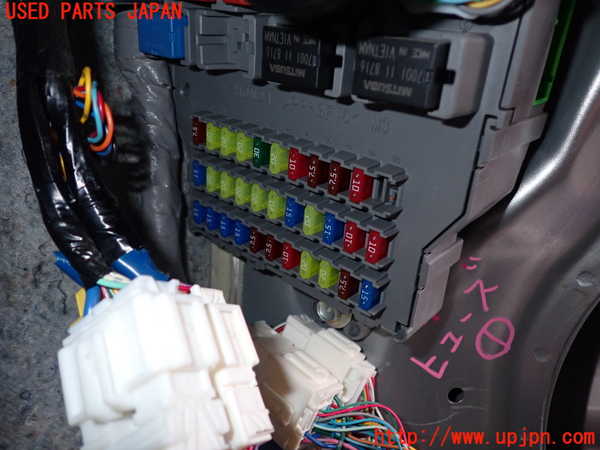 2UPJ-9240746741]レジェンド(KB2)ヒューズボックス1 中古_2