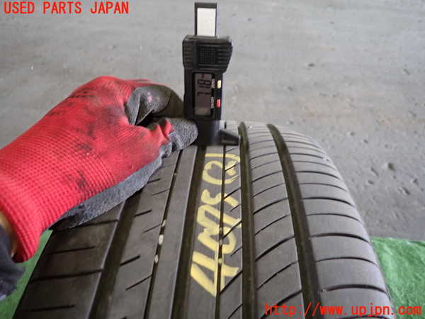 1UPJ-9240759042]クラウン マジェスタ ハイブリッド(GWS214)タイヤ　ホイール　1本② 225/45R18 中古_3