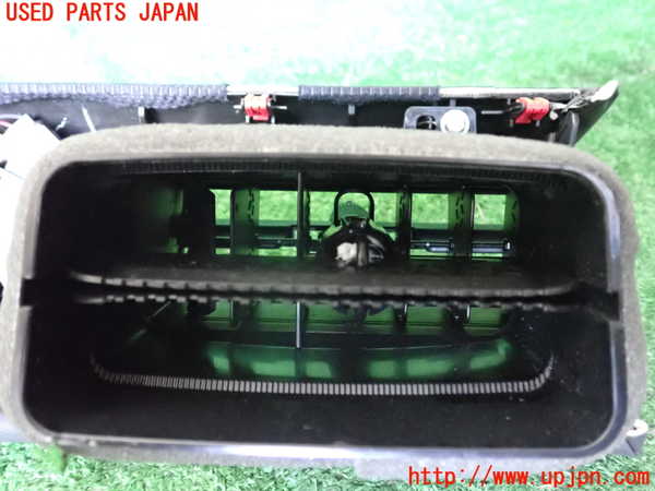 1UPJ-9240767528]レクサス・UX250h(MZAH10)エアコン吹き出し口3(左) 中古_3