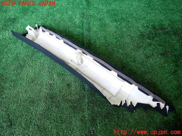 1UPJ-9240767655]レクサス・UX250h(MZAH10)右フロントピラートリム 中古_2