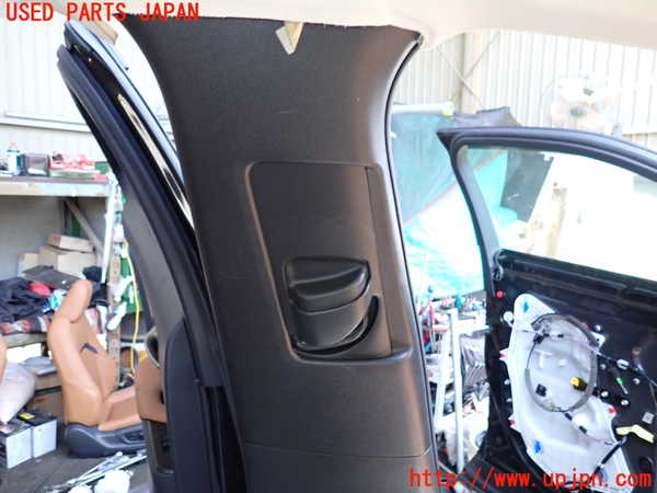 1UPJ-9240767670]レクサス・UX250h(MZAH10)左センターピラートリム 中古_2