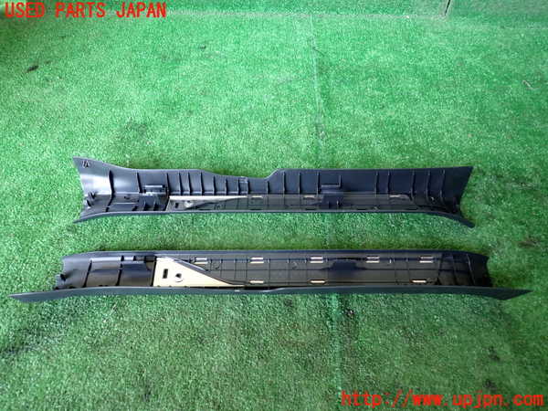 1UPJ-9240767740]レクサス・UX250h(MZAH10)スカッフプレート 中古_2