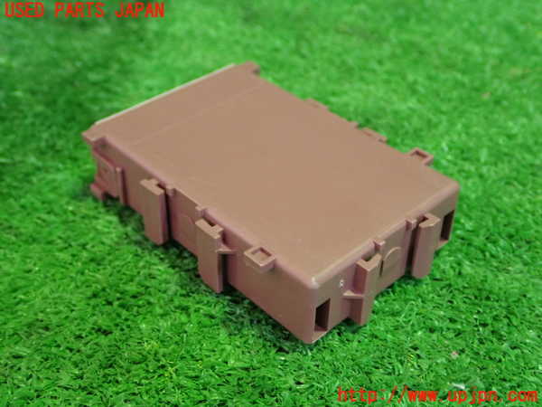 1UPJ-9240796150]カローラ ツーリング ハイブリッド(ZWE211W)コンピューター5 (ゲートウェイ) 中古_3