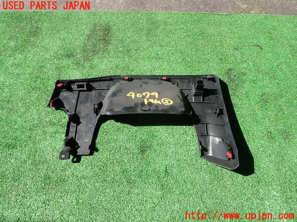 1UPJ-9240797692]カローラ ツーリング ハイブリッド(ZWE211W)内装トリム類2 中古_5