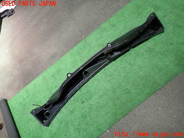 1UPJ-9240801190]ソリオ(MA37S)カウルトップ 中古_2