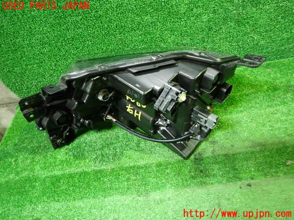 1UPJ-9240801130]ソリオ(MA37S)右ヘッドライト LED 中古_2