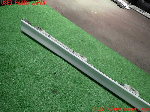1UPJ-9240801390]ソリオ(MA37S)右サイドステップ 中古_3