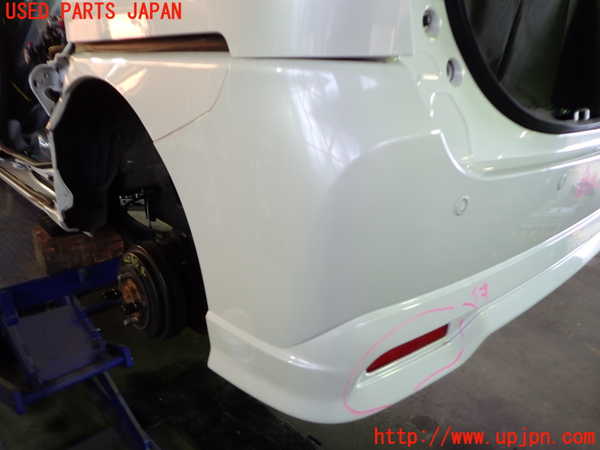 1UPJ-9240801610]ソリオ(MA37S)リアバンパー 中古_4