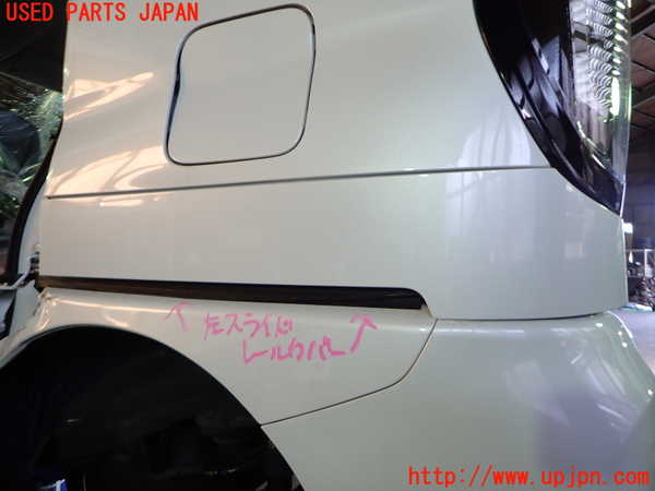 1UPJ-9240801610]ソリオ(MA37S)リアバンパー 中古_5