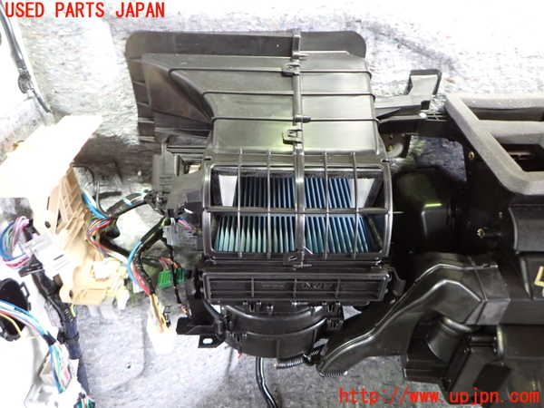 1UPJ-9240806081]ソリオ(MA37S)エバポレーター1 中古_3
