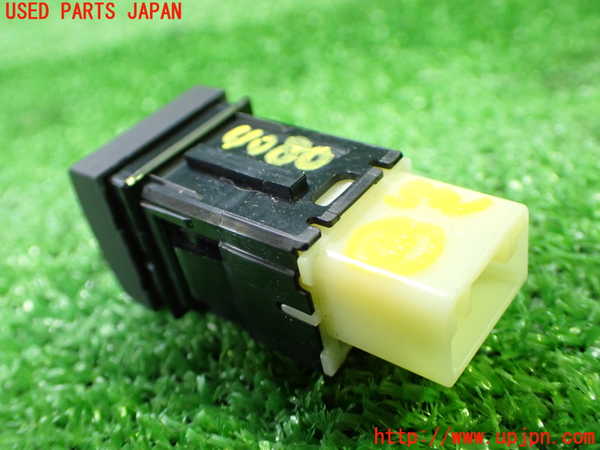 1UPJ-9240806313]ソリオ(MA37S)スイッチ8(アイドリングストップOFF) 中古_2