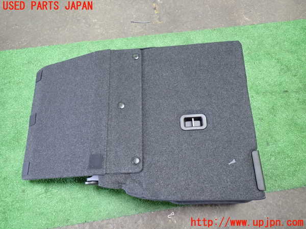 1UPJ-9240807405]ソリオ(MA37S)右リアシート 中古_5