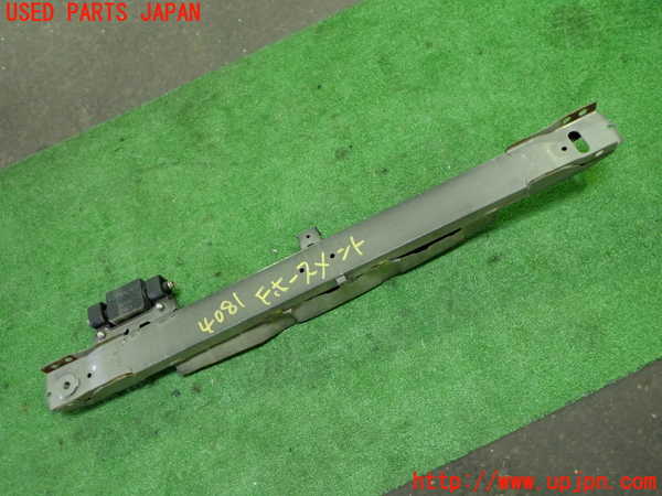 1UPJ-9240811014]エリシオン(RR1)フロントバンパーホースメント 中古_3