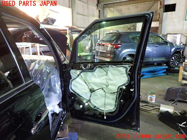 1UPJ-9240811230]エリシオン(RR1)右前ドア 中古 AGC M2H4_5