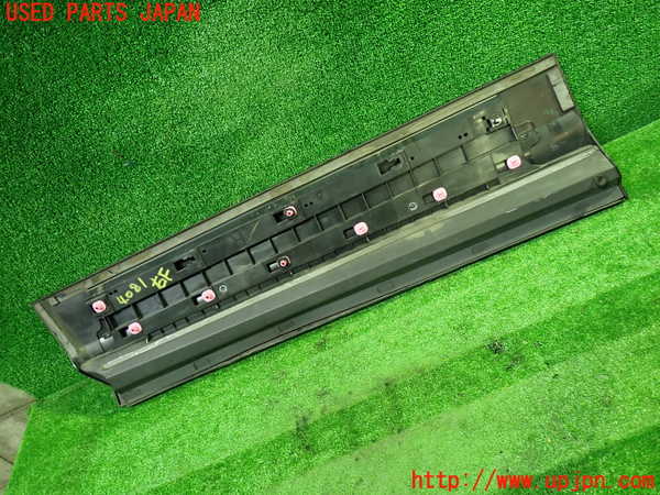 1UPJ-9240811232]エリシオン(RR1)右前ドアパネル 中古_2