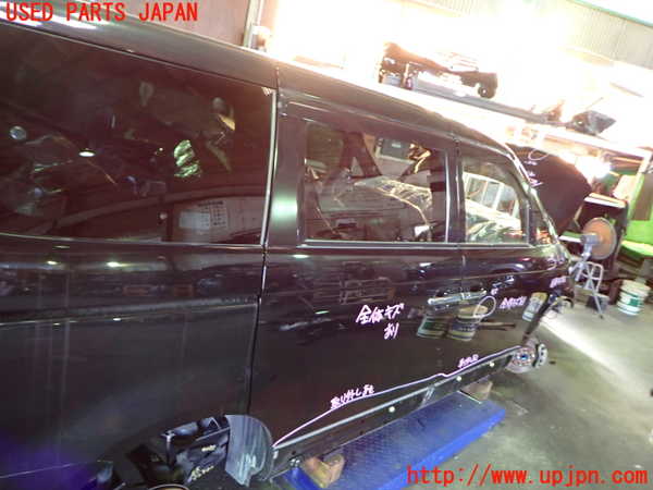 1UPJ-9240811290]エリシオン(RR1)右後ドア 中古 AGC M2L3_2