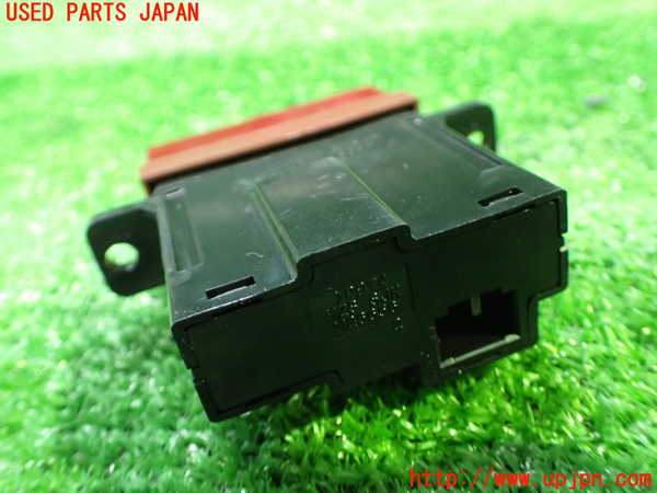 1UPJ-9240816290]エリシオン(RR1)ハザードスイッチ 中古_2