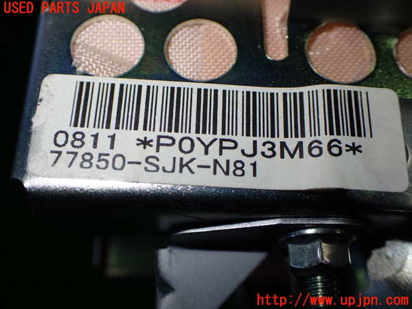 1UPJ-9240817870]エリシオン(RR1)助手席側エアバッグカバー 中古_3