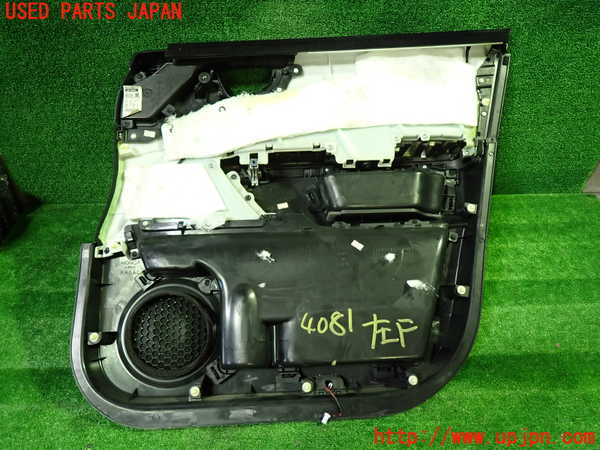 1UPJ-9240811264]エリシオン(RR1)左前ドア内張り 中古_4