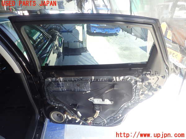1UPJ-9240821290]シーマ(HGY51)右後ドア 中古(M265)_4