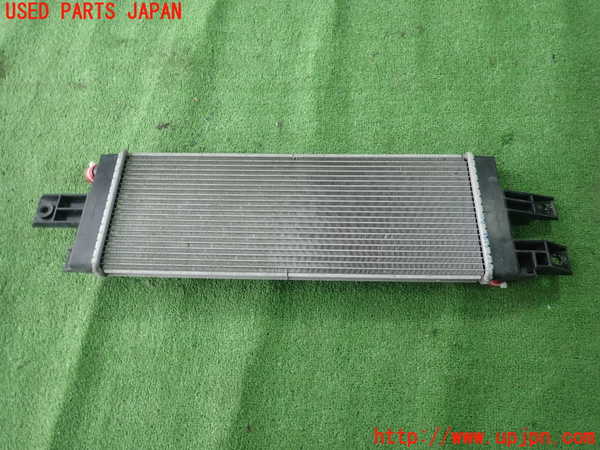 1UPJ-9240822322]シーマ(HGY51)ラジエーター2 中古_2