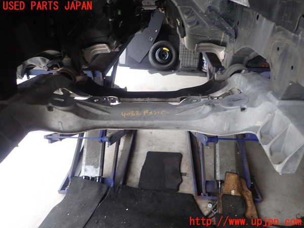 1UPJ-9240825285]シーマ(HGY51)フロントメンバー 中古_2